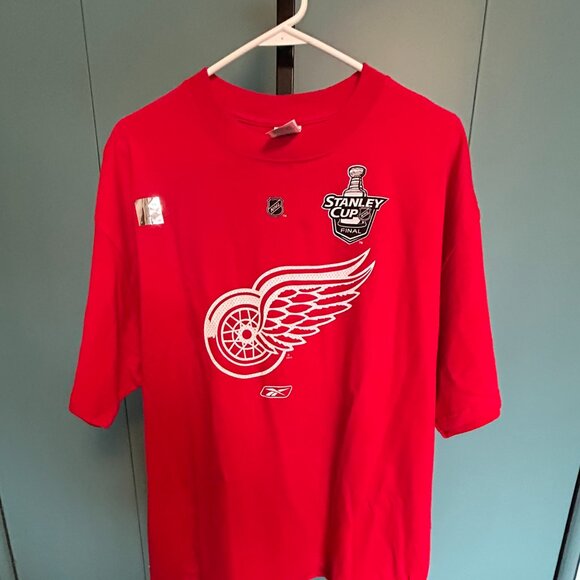 Detroit Red Wings Stanley Cup T Shirt - Picture 1 of 5